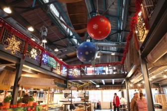 Market Hall im Yukon Bay im Winter-Zoo Hannover