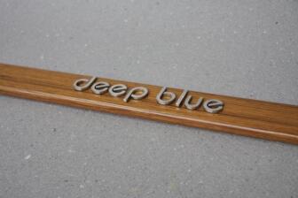 deep blue - Edelstahl Schriftzug für ein Schiff