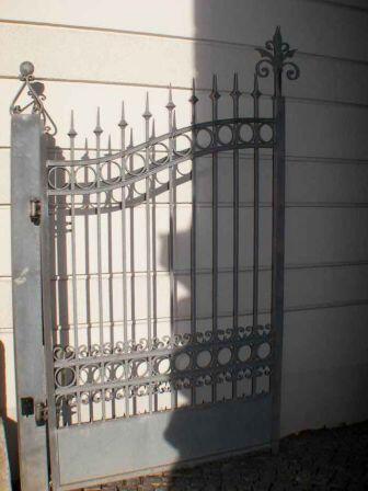 Geschmiedetes Tor und Tür aus Stahl