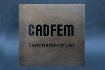 Schild CADFEM aus Messing mit auslackierter Gravur