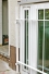 weiß lackiertes Fenstergitter aus Flachstahl 40 x 10 mm - stabiler Einbruchschutz