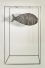 Drahtfisch im Rahmen – Transparente Fischskulptur aus Stahl - Fisch im Rahmen