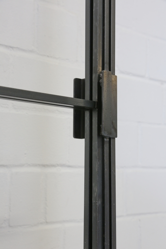 Tür im Industrie Look mit Magnet Schließung - Loft Türe mit Magnet Schloss