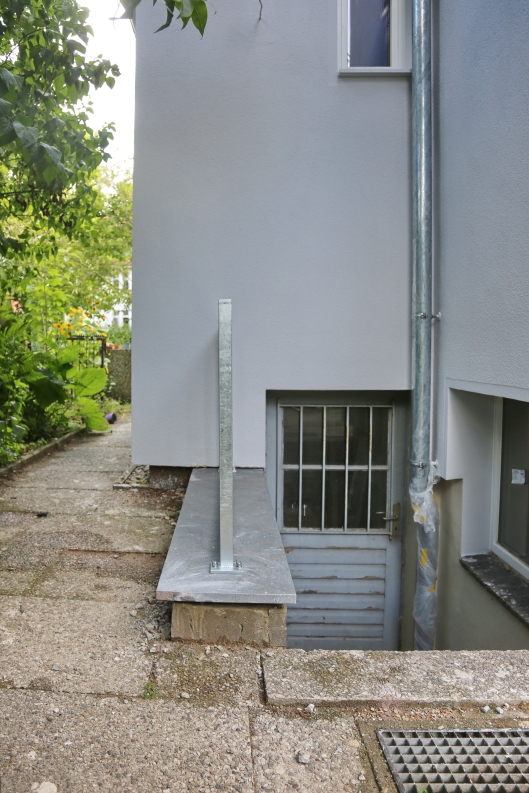 Geländer mit senkrechter Füllung