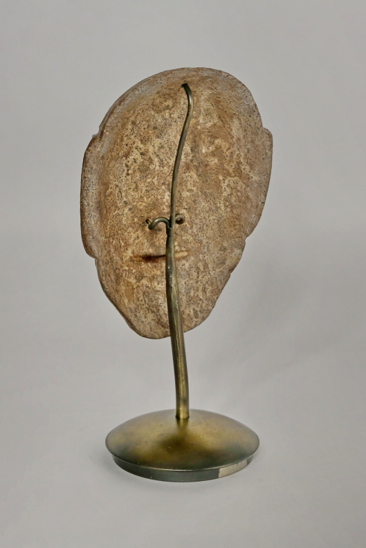 Halter für eine Maske aus Jade