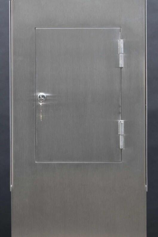 Edelstahl Briefkastensäule beleuchtet