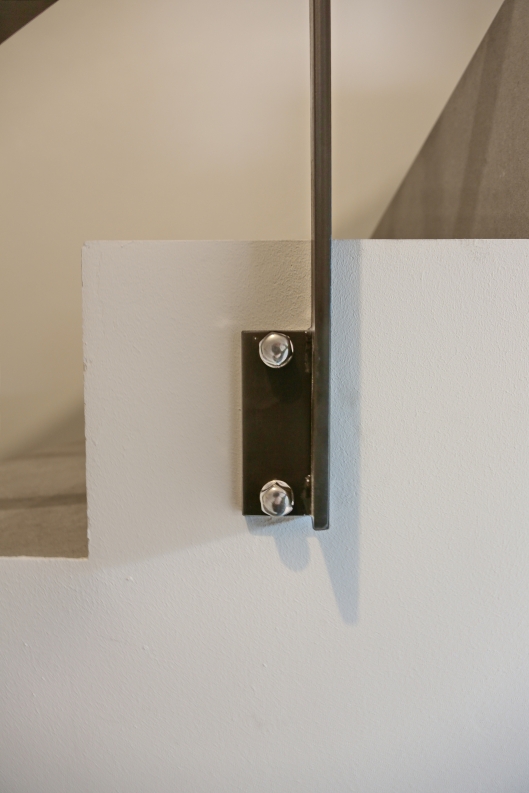 Geländer und Handlauf aus Eiche und Stahl