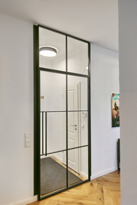 Tür im Industrie Look