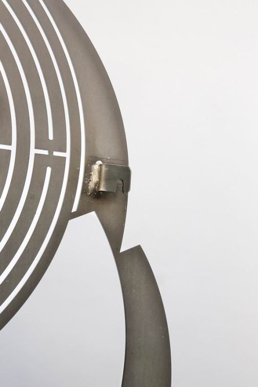Magnetpinnwand mit Labyrinthmotiv nach einem Entwurf unserer Kundin
