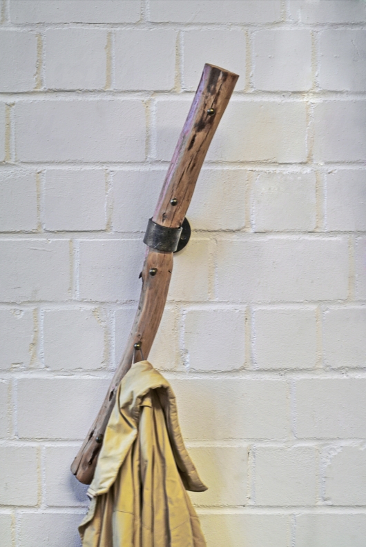 wandhängende Ast Garderobe