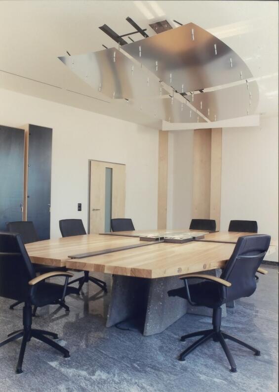 Sanierung und Umbau einer ehemaligen Kaserne zu Büroräumen