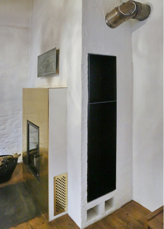 Tombakverkleidung für einen Kamin