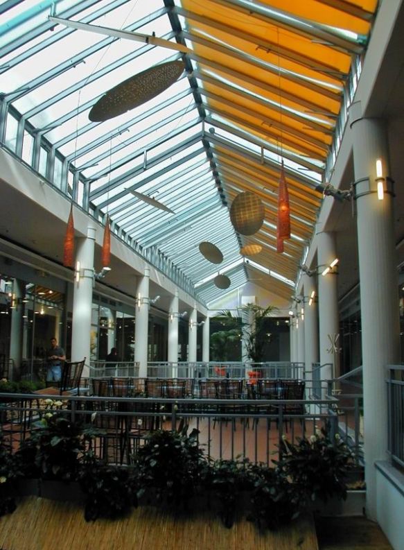 Sonderleuchten für die Ludwigspassage in Augsburg, Preis pro Stück