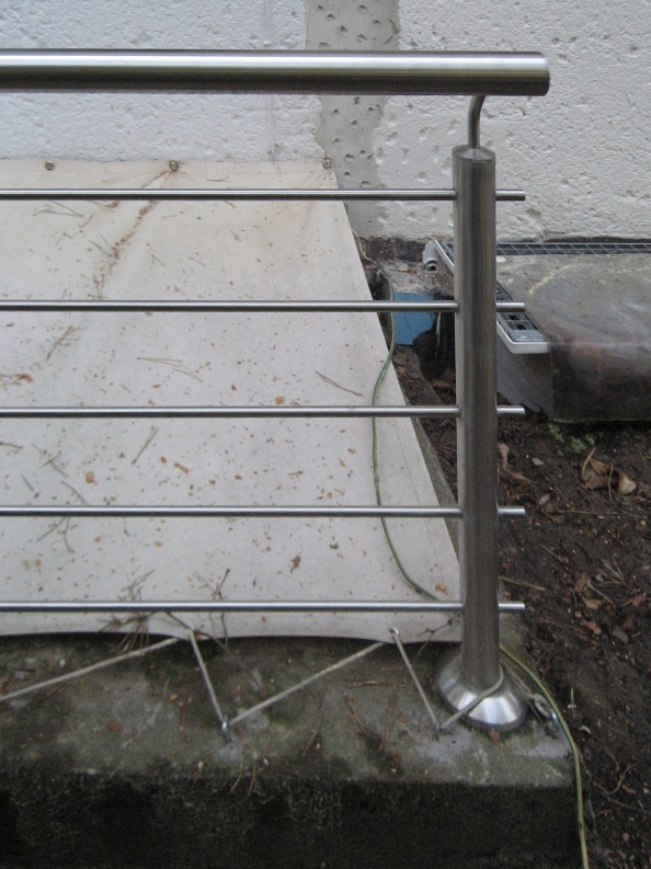 Kellerabgang Edelstahl Reling