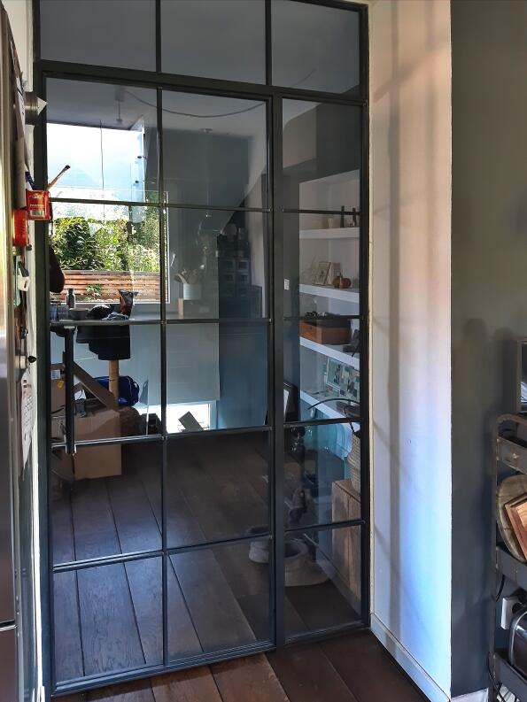 Türe im Indi Design mit Seitenteil und Oberlicht - Lofttür mit Seitenteil und Oberlicht