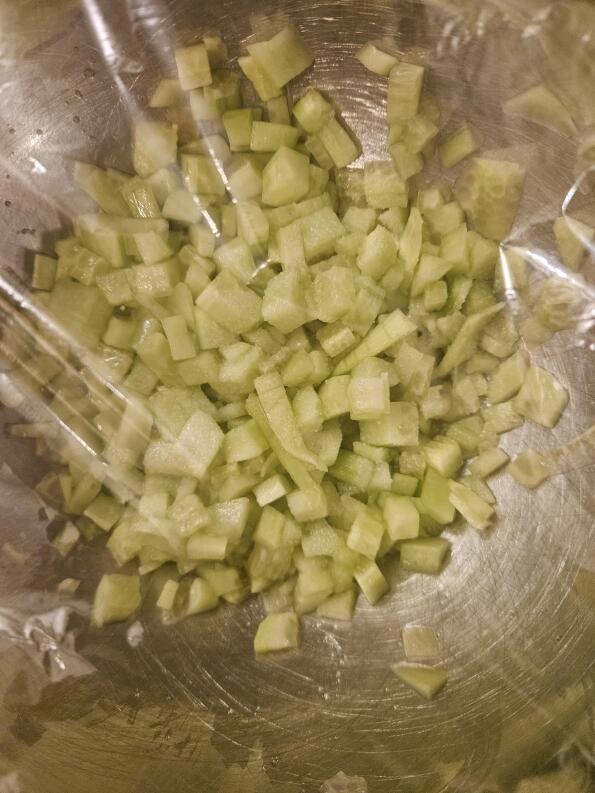 Gurkengelee mit Räucherlachs & Feigensenfcreme