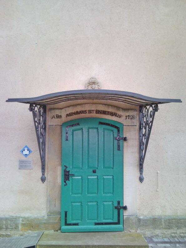 Vordach für die Ev.-luth. Kirche St. Michael in Wehmingen