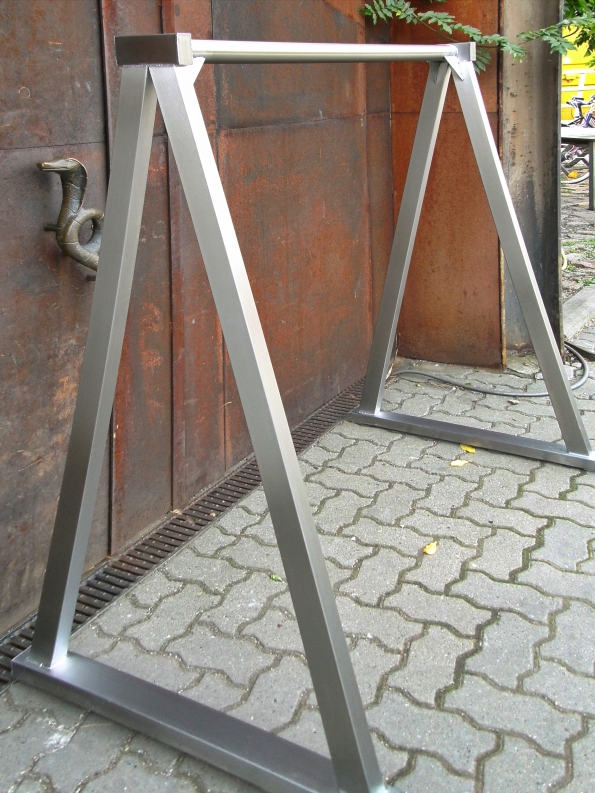 Ständer für Schweinehälften