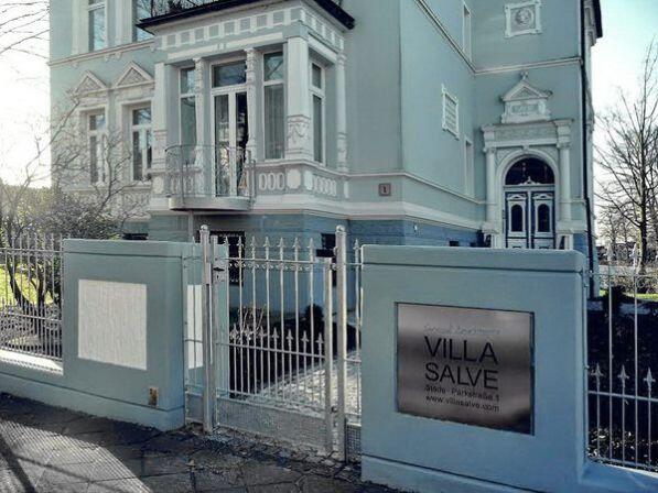 Edelstahl Schild Villa Salve