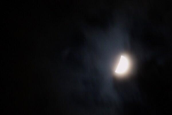Mond mit Plejaden am 21.02.2010 bei schlechtem Seeing