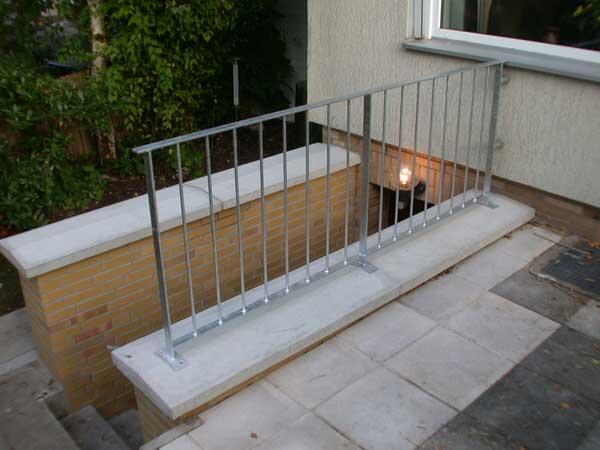 Stahl Geländer für einen Kellerabgang