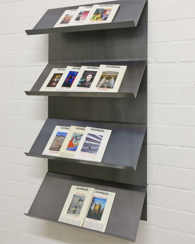 Prospekthalter aus Stahl