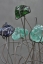 Blumenskulptur aus Draht und farbigen Glas Brocken