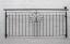 Franz. Balkon aus verzinktem Stahl mit Schmuckornamenten, dunkel lackiert, Preis per laufenden Meter