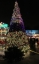 Gigantisch groß und gigantisch viele LED Lichtpunkte. Tannenbaum im Yukon Bay im Zoo Hannover