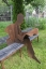 skulpturale Garten Bank mit einem Zeitungsleser aus rostigem Stahl für die SOCON SONAR CONTROL Kavernenvermessung GmbH