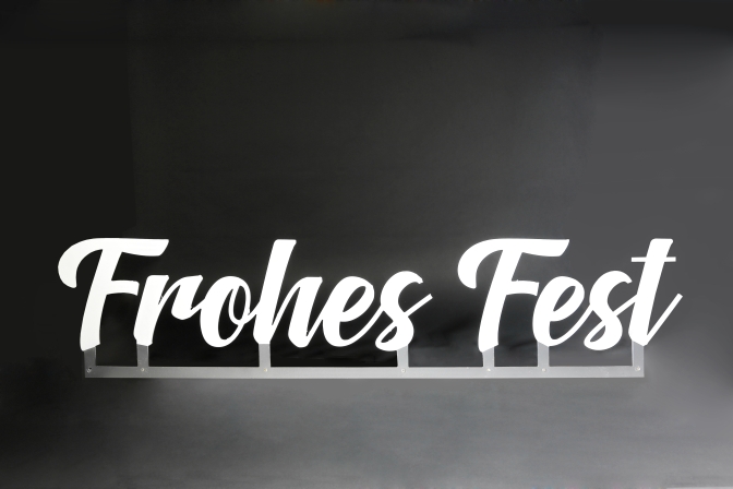 "Frohes Fest" Schriftzug