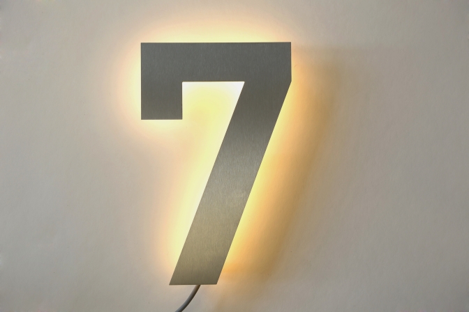 LED-Hausnummer "7"