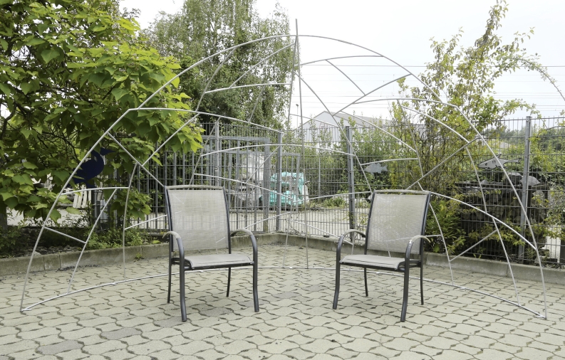 Gartenpavillon in Schmitzstruktur