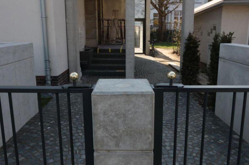 2 Gartenpforten im Stil der 30er Jahre