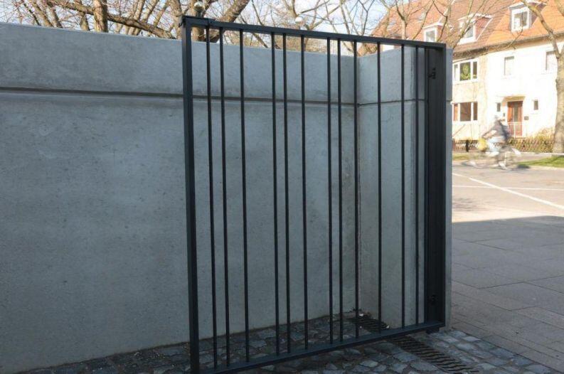 2 Gartenpforten im Stil der 30er Jahre