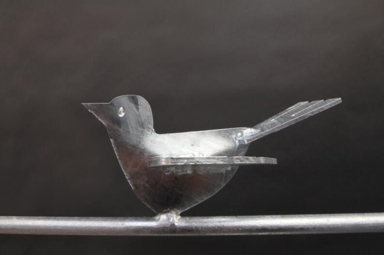 gelaserter Stahlblechvogel