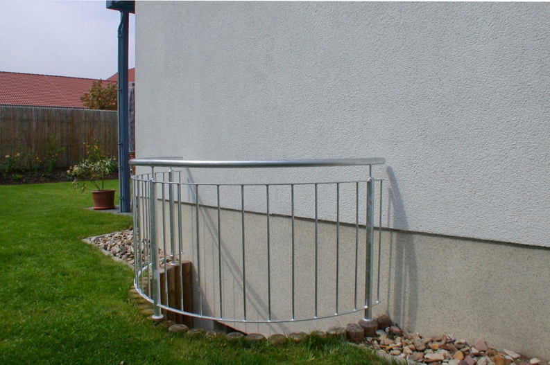 Geländer für einen Kellerschacht