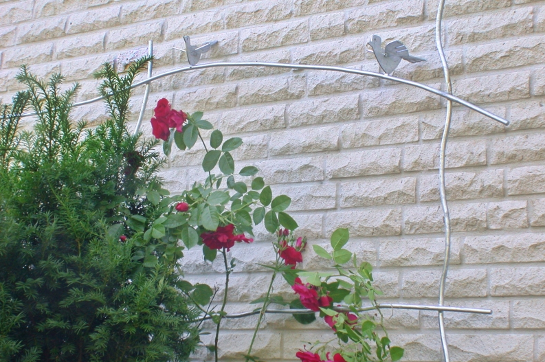 Rankgitter, gelaserte Vögel