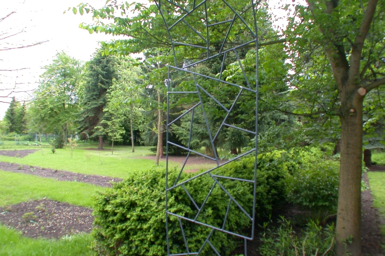 Rosenbogen feuerverzinkt und lackiert