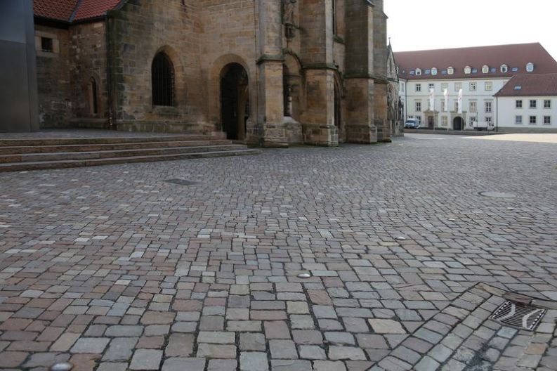 Pflasternägel aus rostigem Stahl