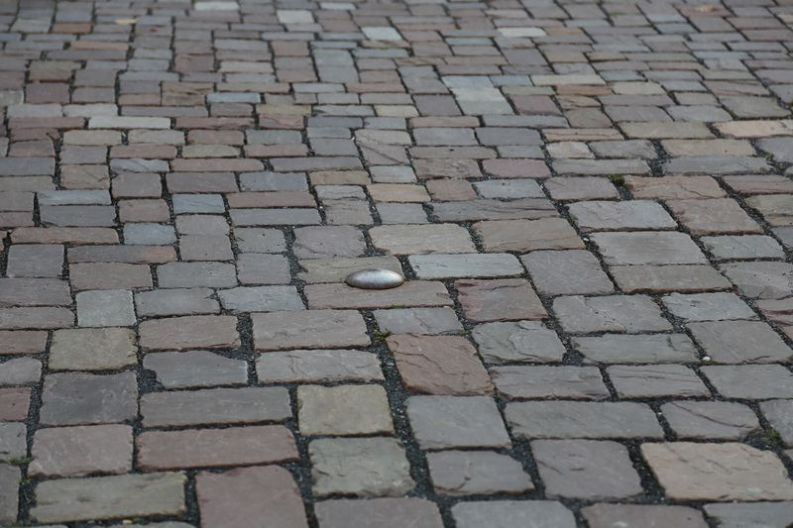 Pflasternägel aus rostigem Stahl