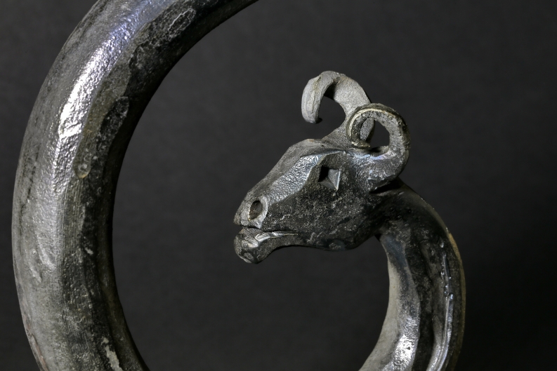 Handlauf mit geschmiedetem Widder Kopf