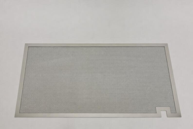 Lichtschachtabdeckung mit Ausschnitt