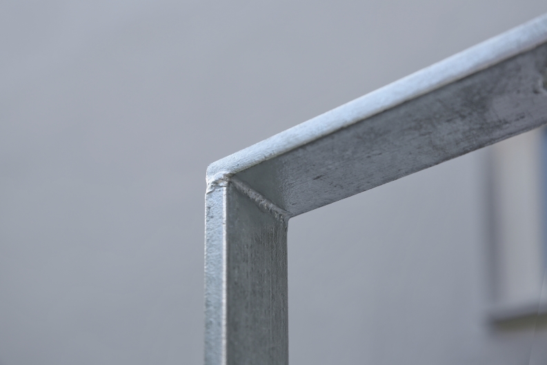 Geländer mit senkrechter Füllung