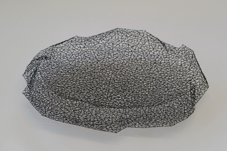 Doppelwandige Schale aus 1 mm Eisen Draht