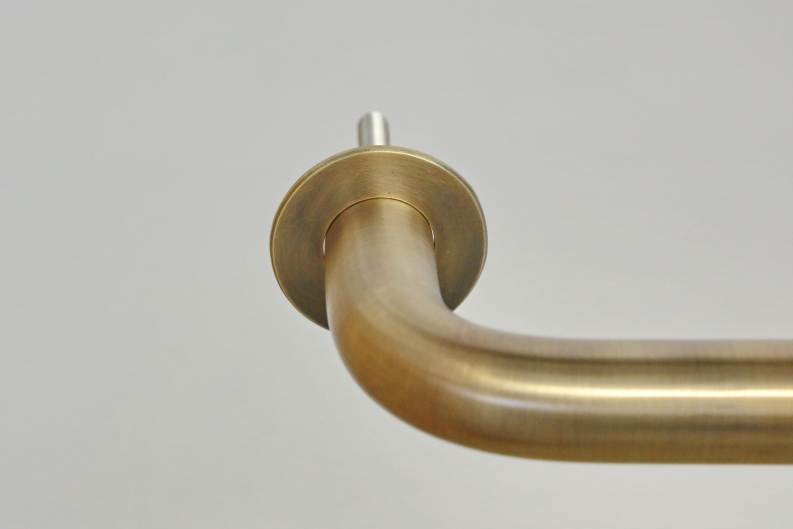Bronzehandlauf mit 30 mm Durchmesser. Sehr edel - Handlauf aus Bronze
