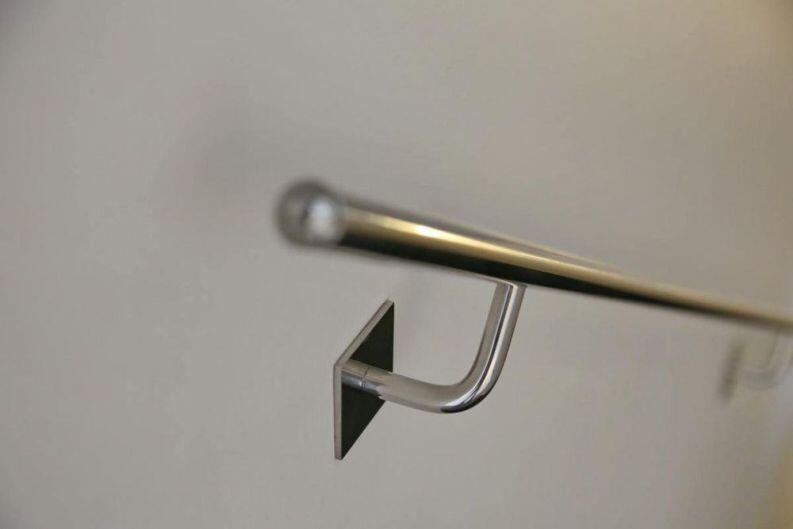 Handlauf mit Glas Diamanten