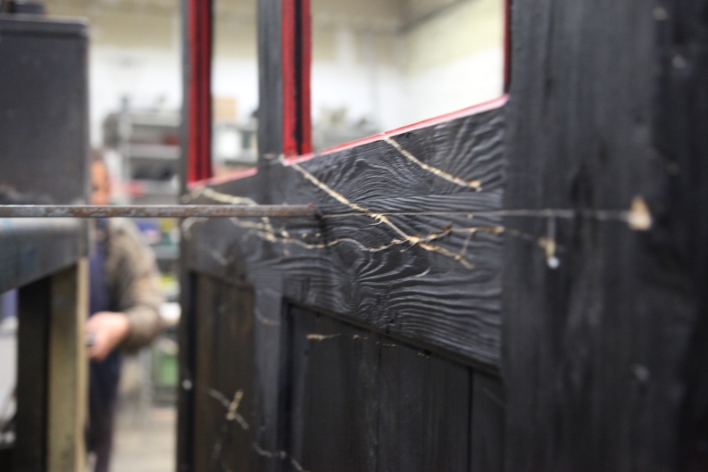 28.01.10 - Das Fahrgestell wird gefedert