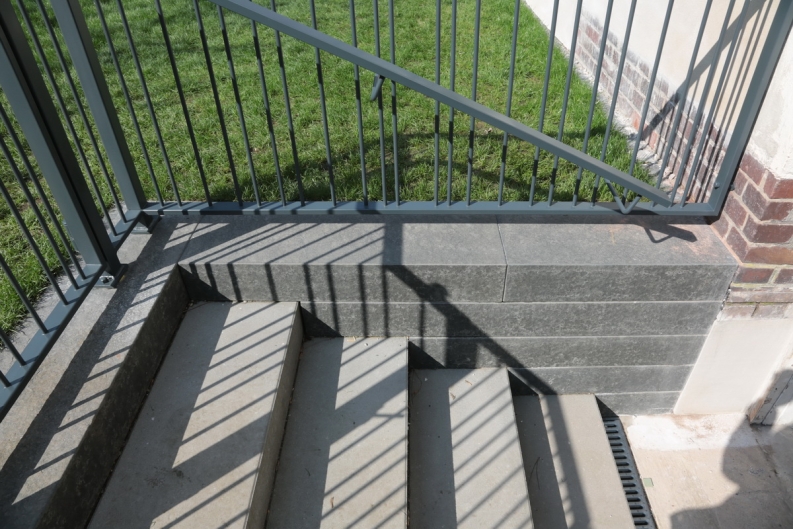 Brüstungsgeländer und Tor - Geländer