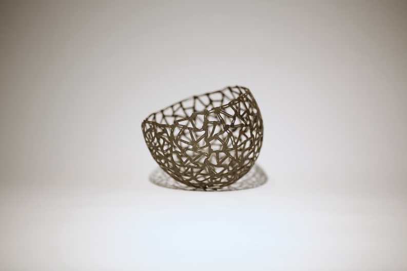 Schalenobjekt aus Eisen